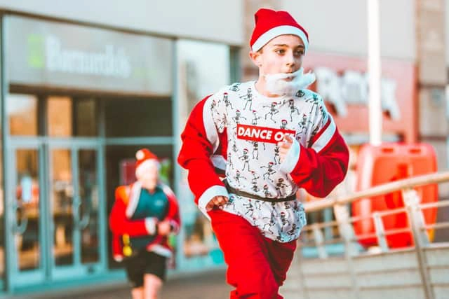 Santa Dash Runner